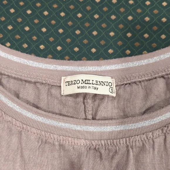 Linen Top From Italy - Picture 1 of 4